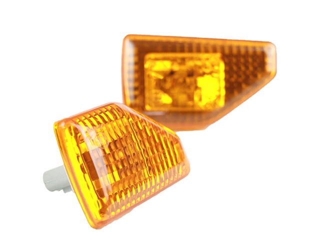 側轉向燈（dēng）